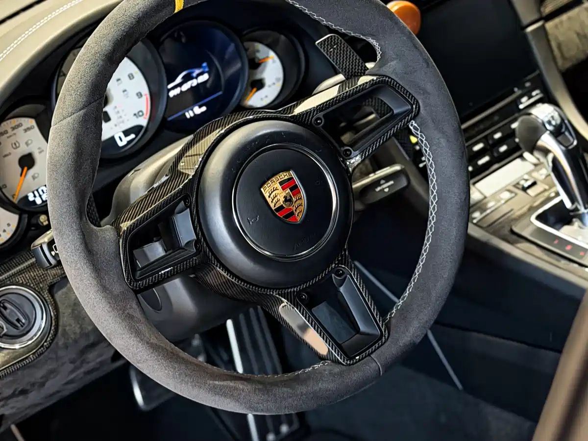 Porsche 911 2018 GT3 RS 4.0L фото 16