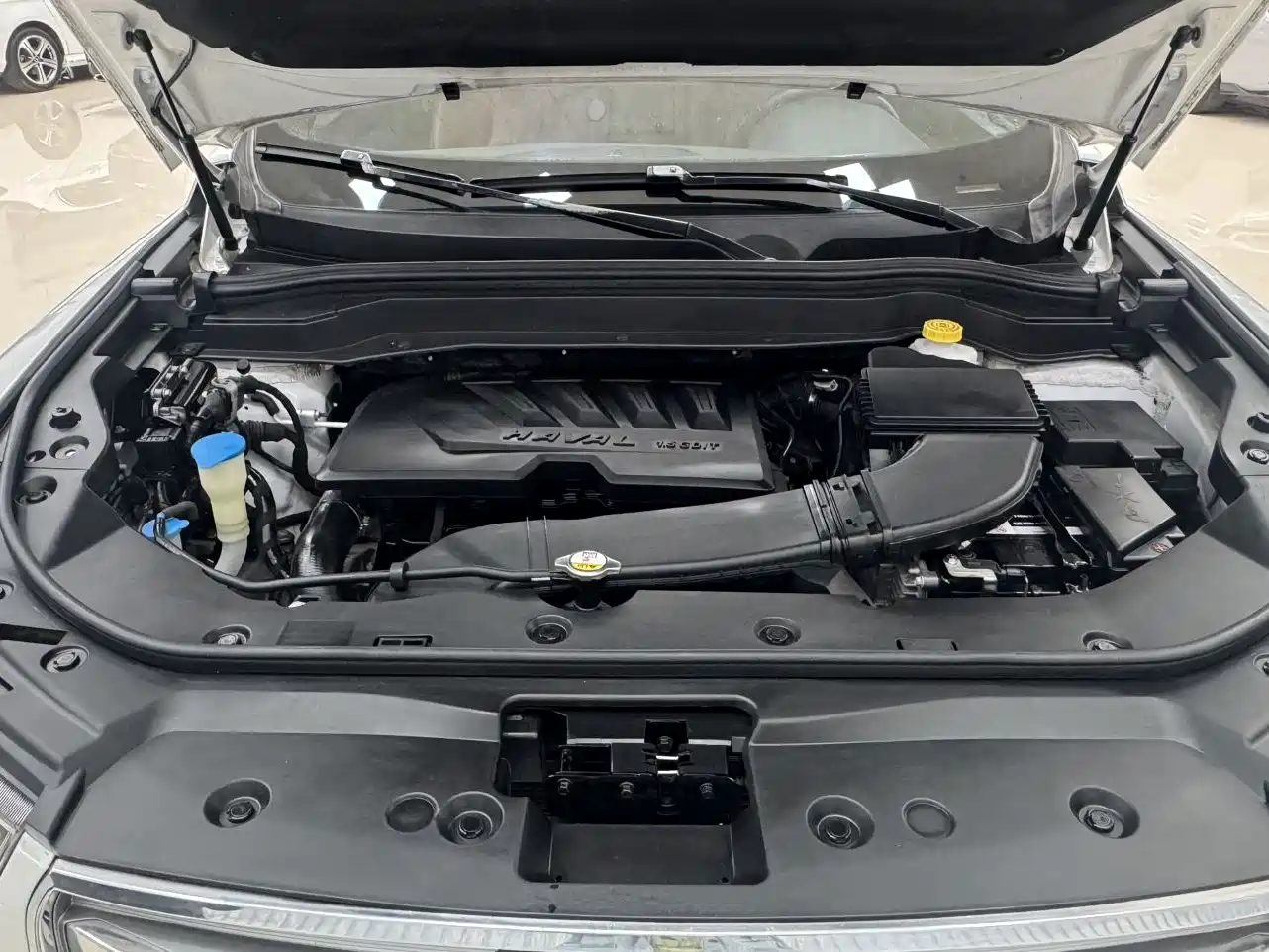 Photo 11 - Haval H6