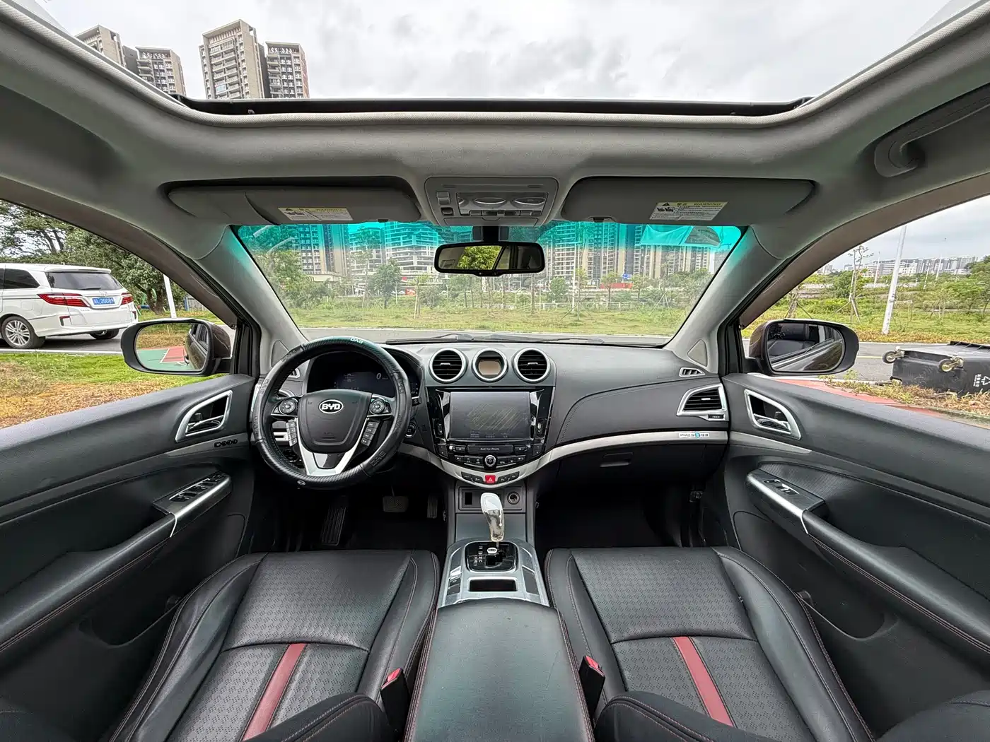 BYD S7 2015 2.0T Automatic Flagship Model фото 13