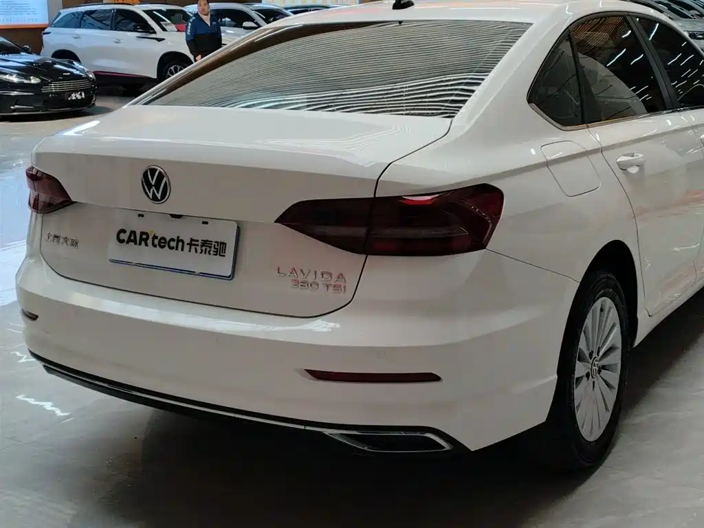 Volkswagen Lavida 2022 280TSI DSG Comfort Edition фото 7