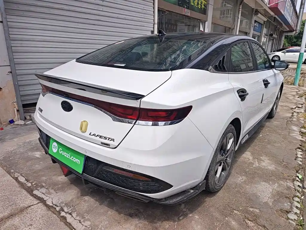 Hyundai Fista 2019 280TGDi Sport Edition China VI фото 7