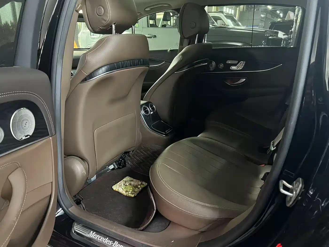 Mercedes-Benz E-Class 2021 E 300 L Luxury фото 6