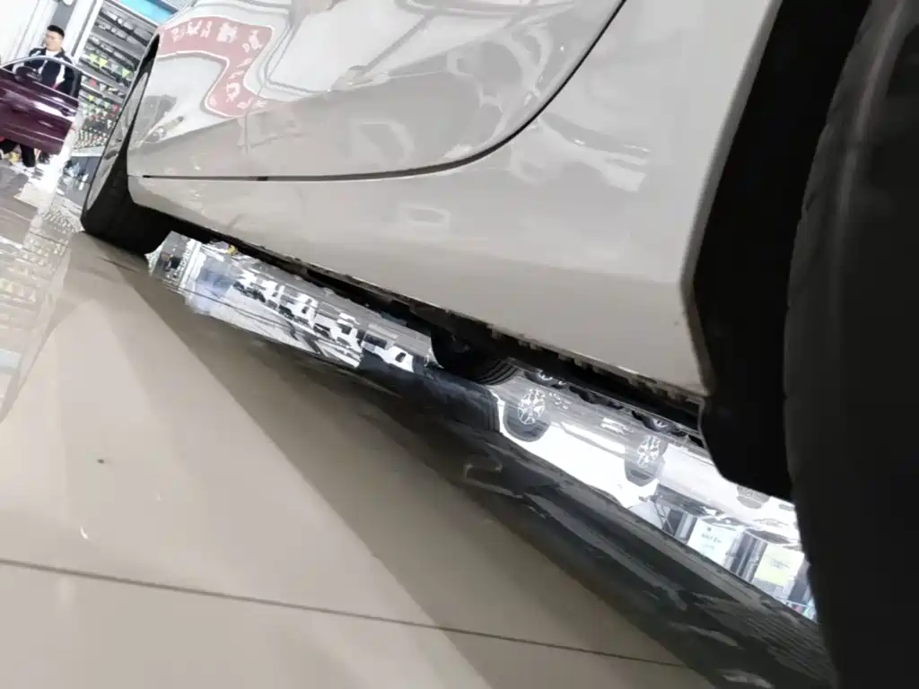 Фото 22 - Cadillac CT6