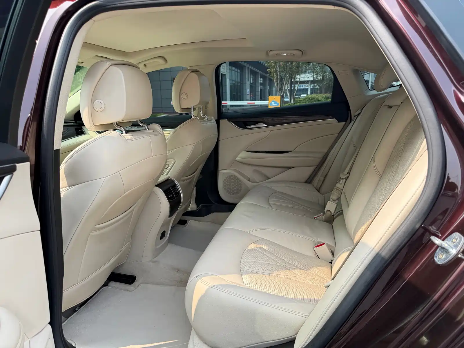 Фото 8 - Buick LaCrosse
