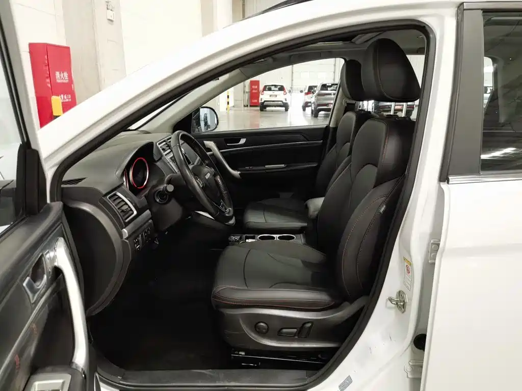 Photo 10 - Haval H6