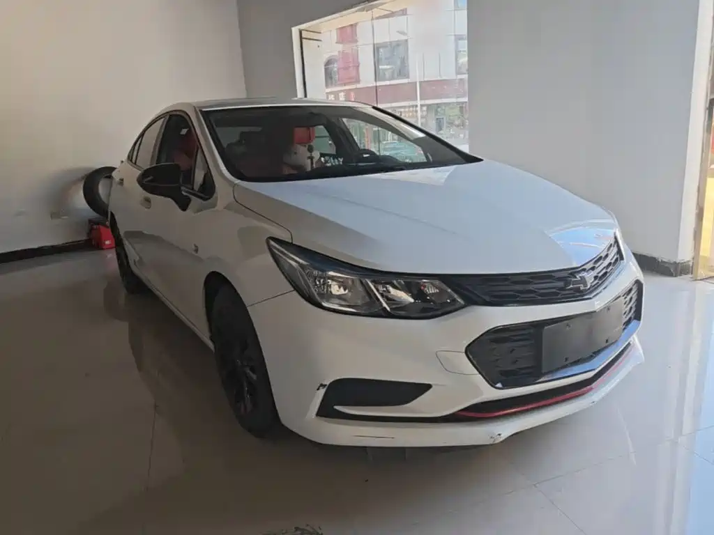 Chevrolet Cruze 2019 2018 Redline 320 Automatic Pioneer Edition