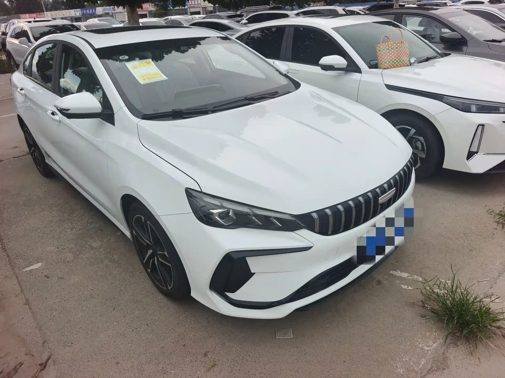 Фото 3 - Geely Binrui