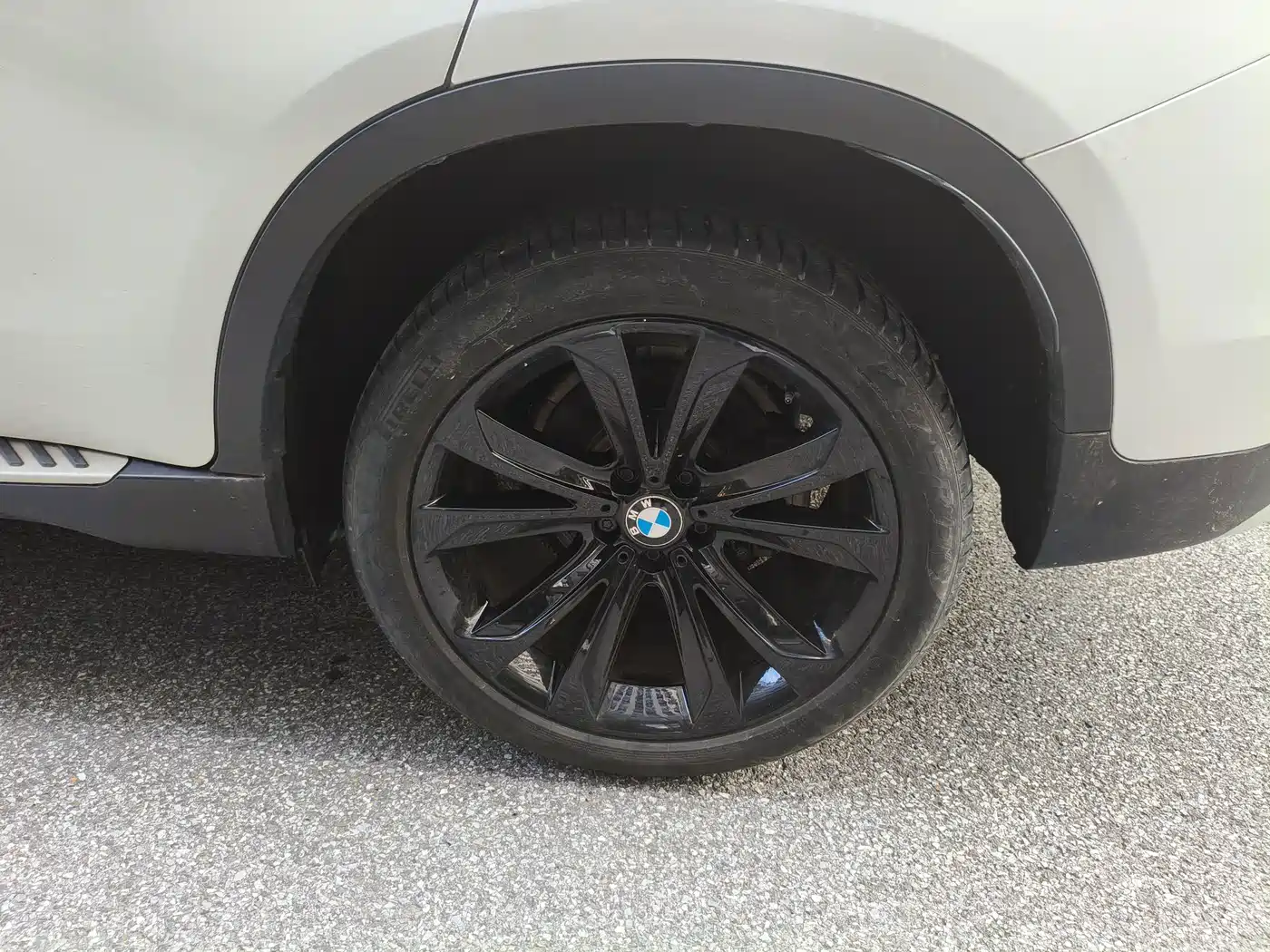 Photo 13 - BMW X6