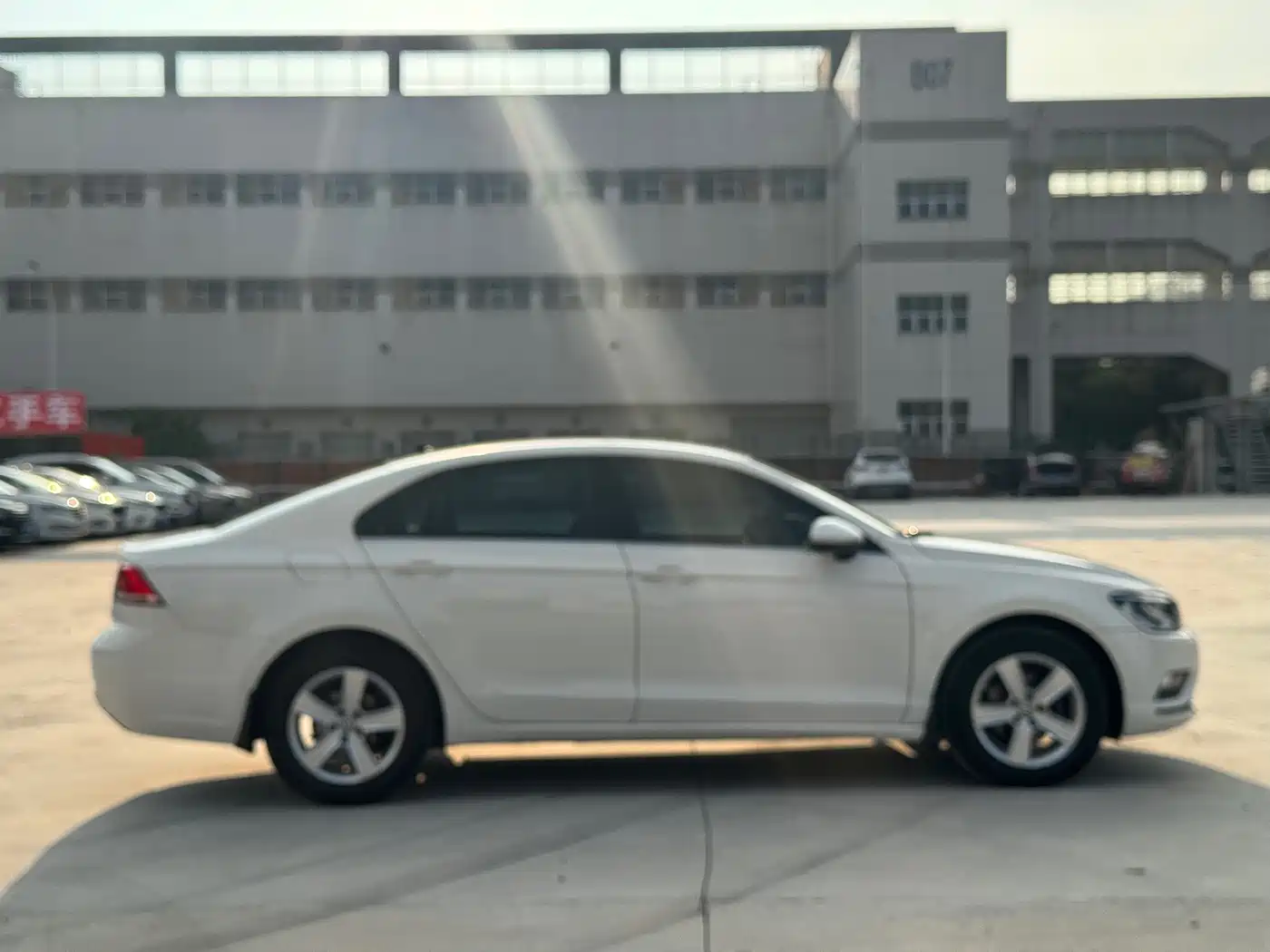 Volkswagen Lamando 2015 2015 230TSI DSG Style