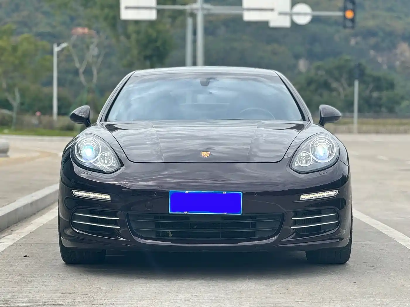 Фото 2 - Porsche Panamera