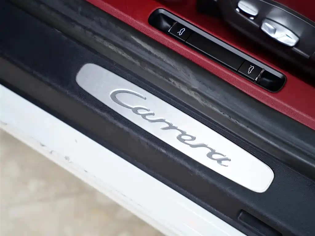 Porsche 911 2016 Carrera 3.0T фото 32