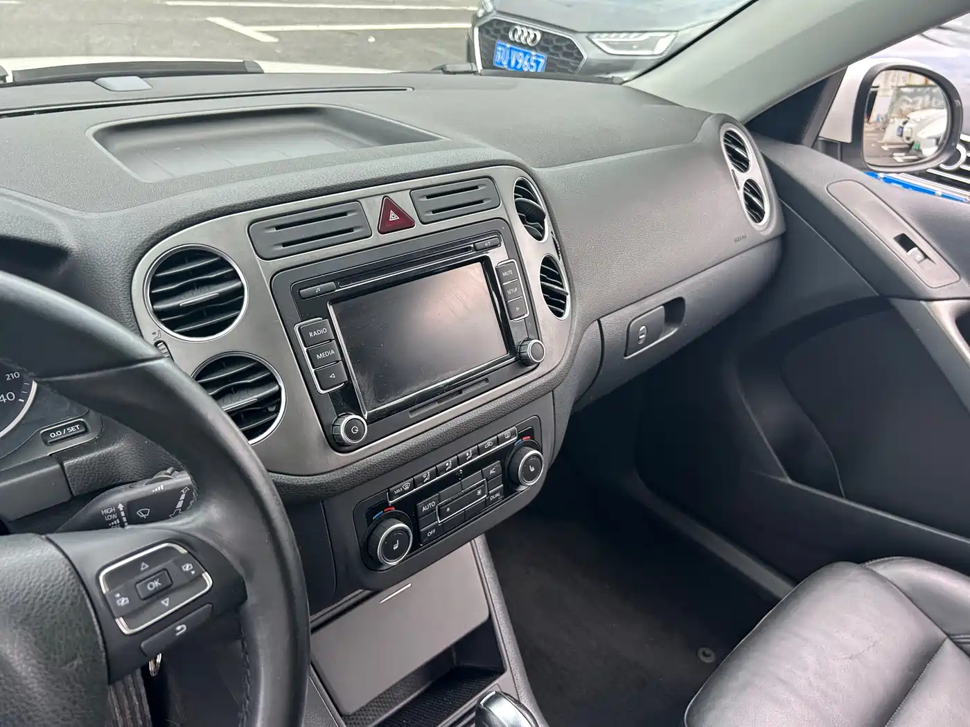 Volkswagen Tiguan 2012 1.8TSI Automatic 2WD Elite Edition фото 9
