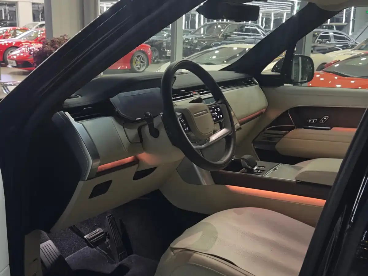 2026 Land Rover Range Rover