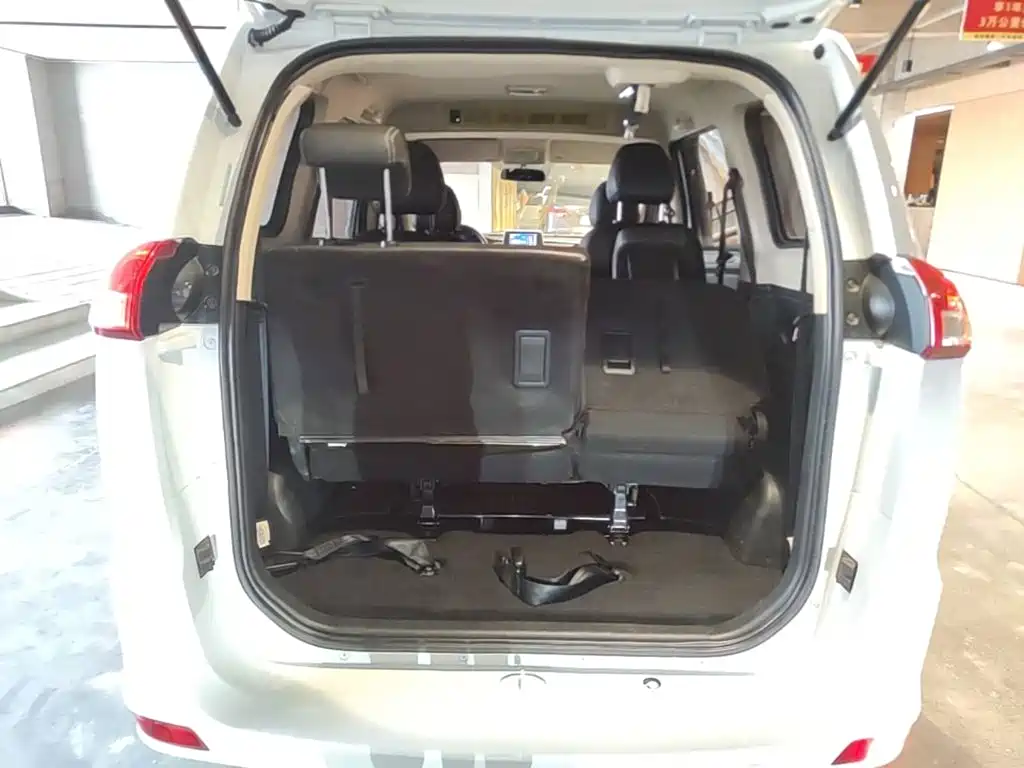 Dongfeng Fengguang Fengguang 330 2023 2019 1.5L 330S Manual Comfort China VI