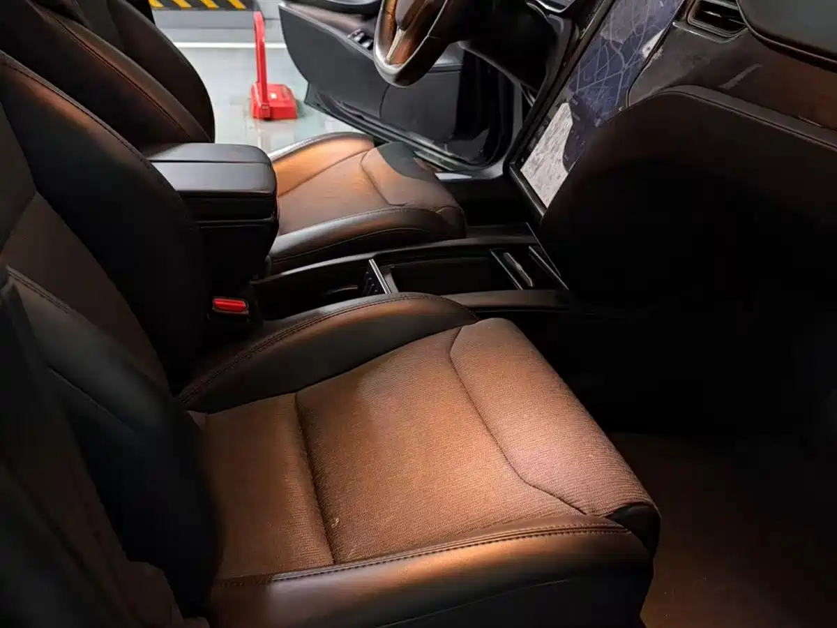 Tesla Model S 2019 2017 Model S 75D Standard Range