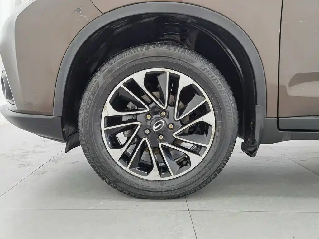 Фото 17 - GAC Trumpchi GS4
