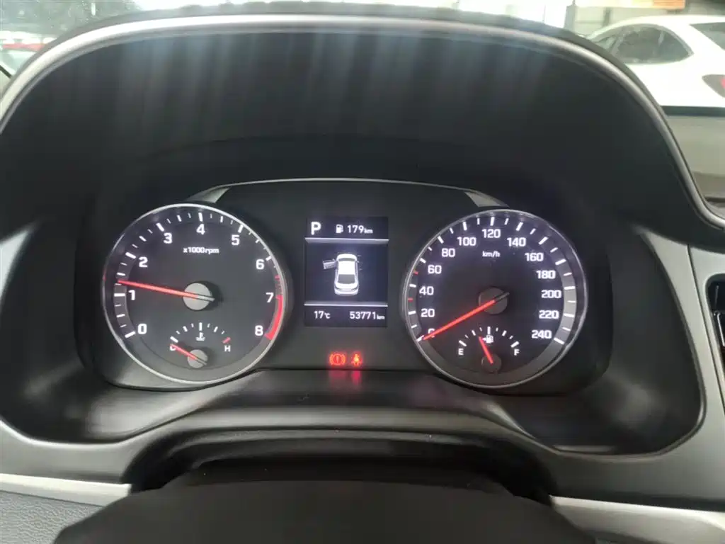 Hyundai Elantra 2019 1.5L CVT Smart Elite фото 12