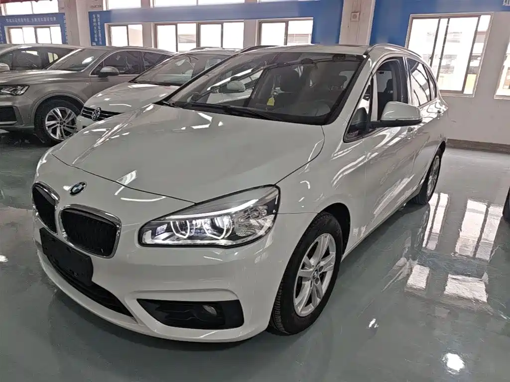 BMW 2 Series Touring 2016 218i Leading