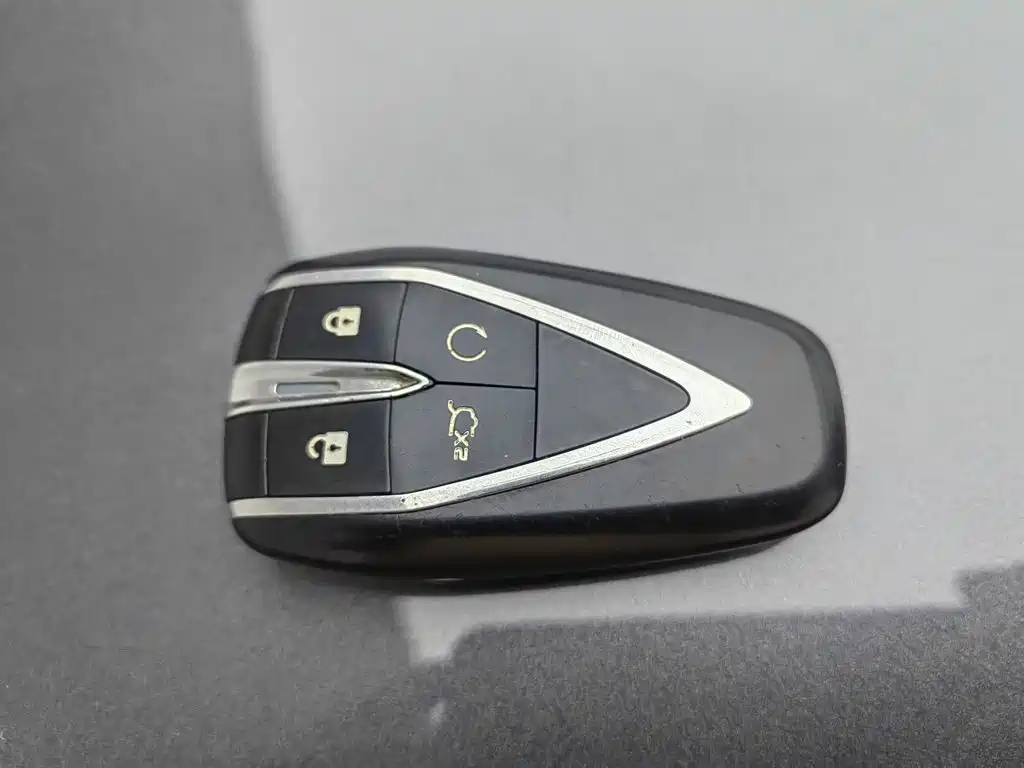 Changan UNI-V iDD 2024 2024 Blue Whale Smart iDD 136km Smart Premium