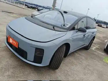 Li Auto Li i8 2025 — пригон из Китая