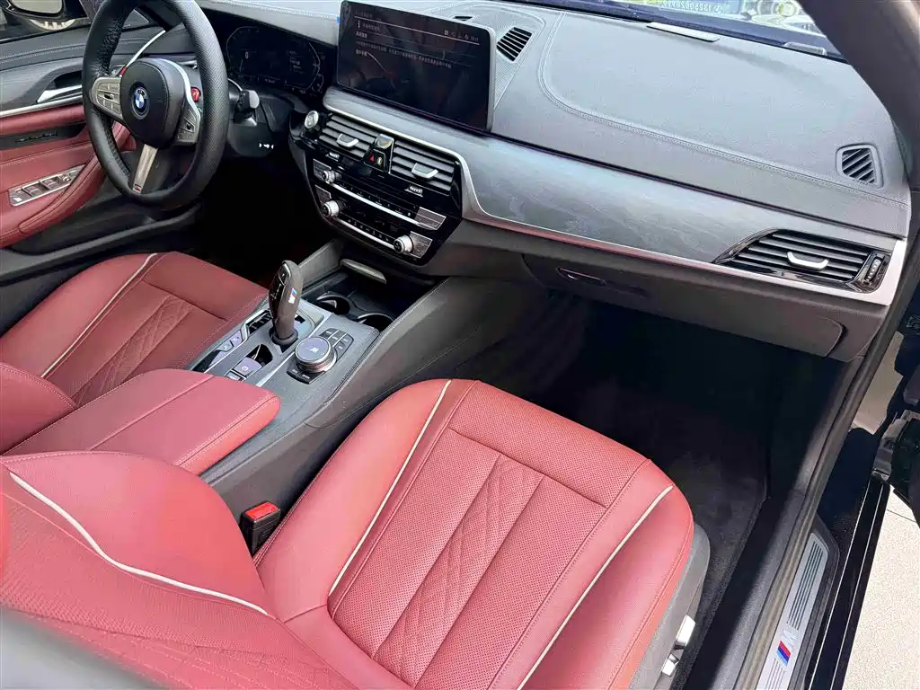 BMW 5 Series New Energy 2022 Facelift 535Le M Sport Package фото 25