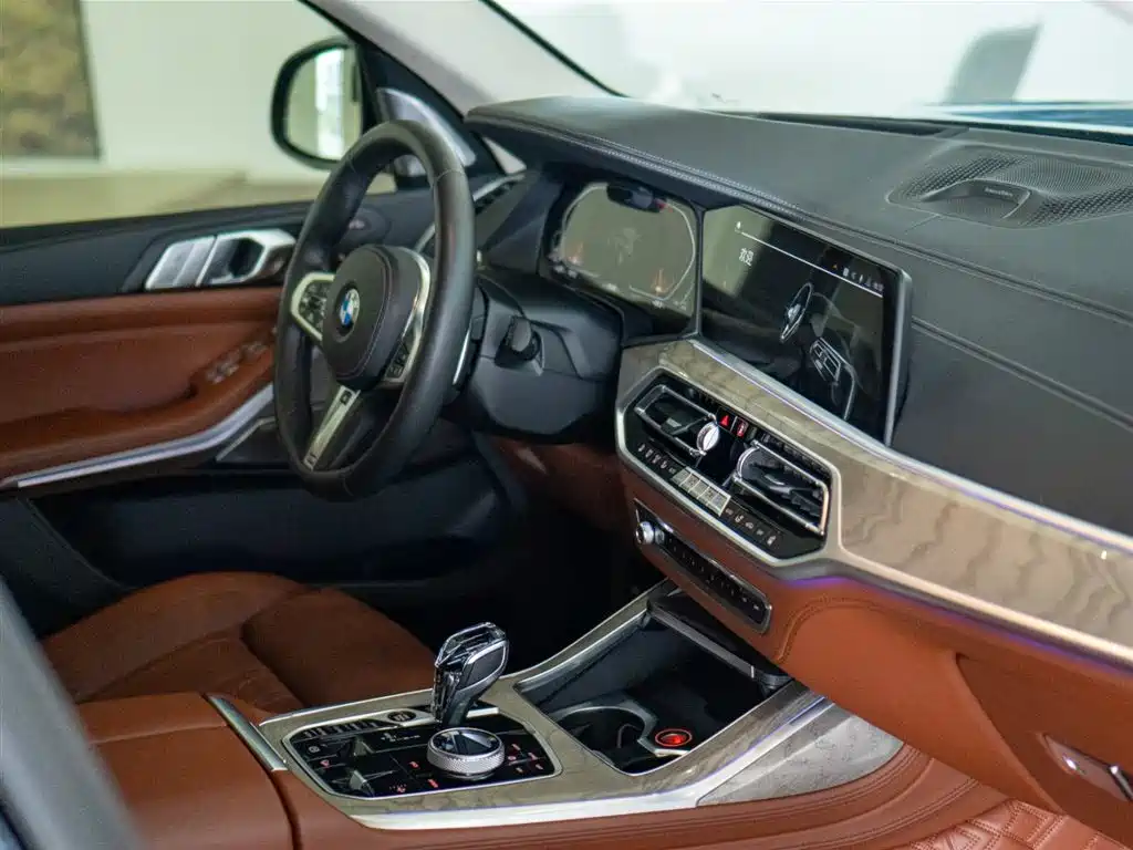 BMW X7 2022 xDrive40i Executive M Sport Package фото 23