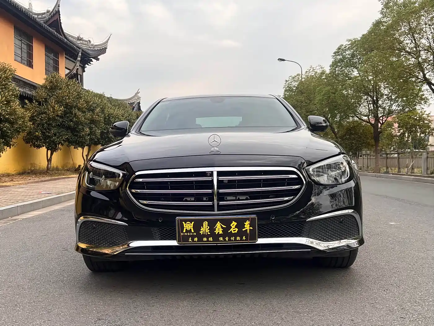 Mercedes-Benz E-Class 2021 E 300 L Fashion фото 2