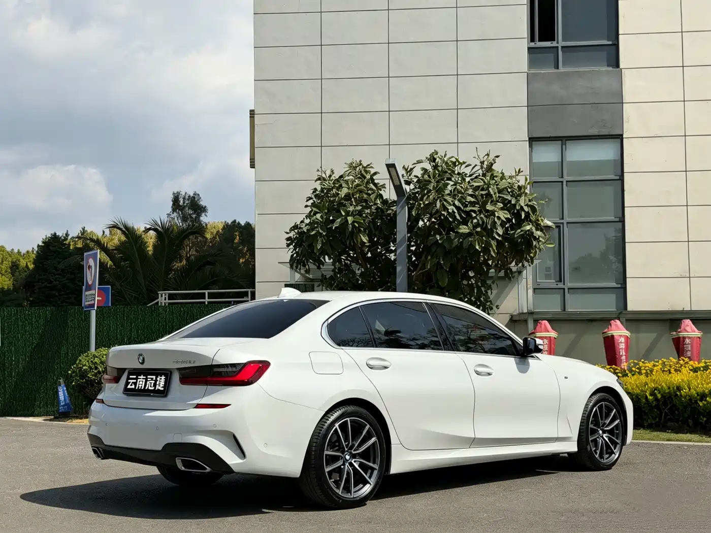 BMW 3 Series 2022 Facelift 325Li M Sport Package фото 5