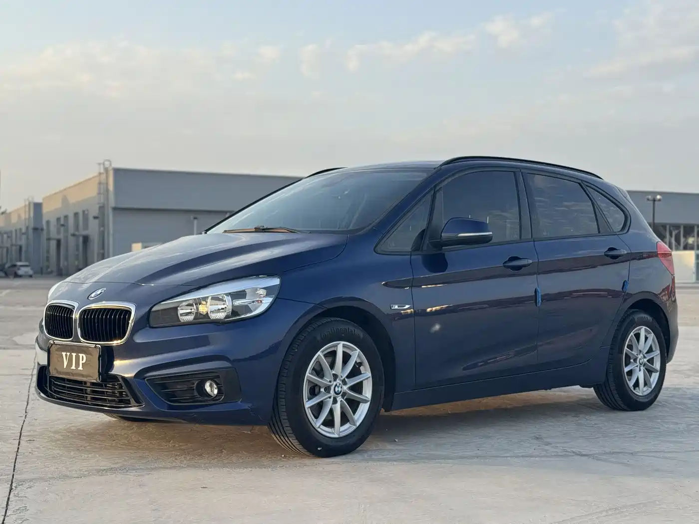 BMW 2 Series Touring 2018 2016 218i Fashion Model
