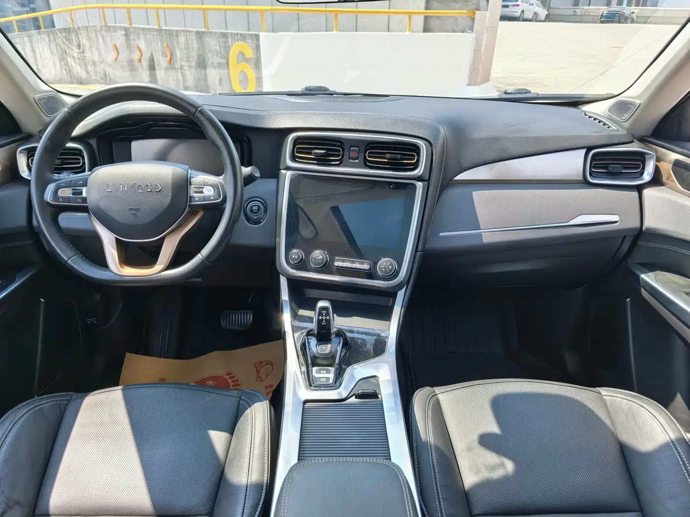 Lynk & Co 01 2017 2.0T 2WD Pro Version фото 7