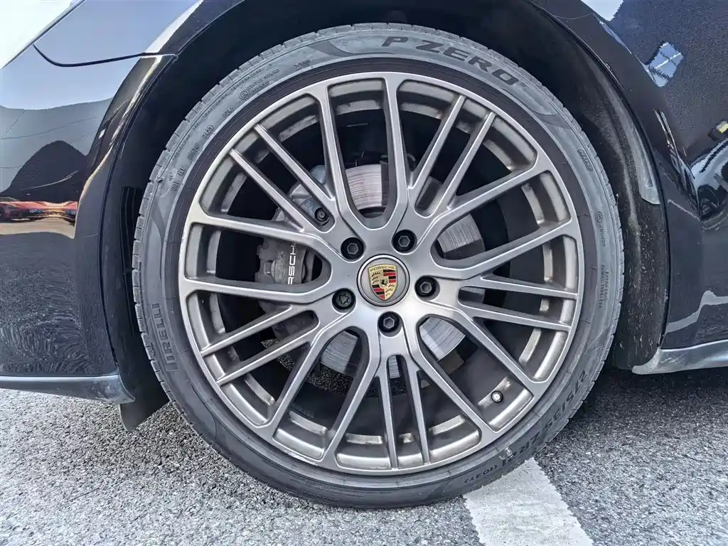 Porsche Panamera 2023 Facelift Panamera Executive Long Wheelbase Platinum Edition 2.9T фото 19
