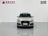 Photo 2 - Audi Q3