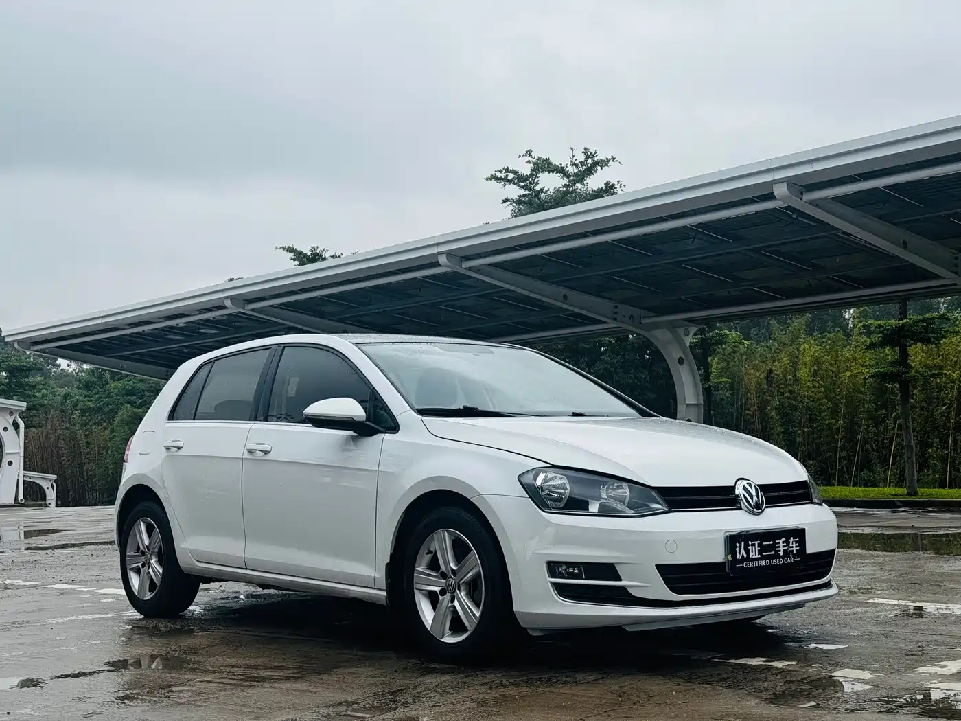 Volkswagen Golf 2016 230TSI Automatic Comfort фото 3