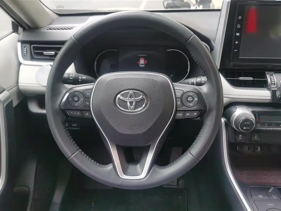 Toyota RAV4 Rongfang 2020 Hybrid 2.5L E-CVT AWD Flagship Edition фото 15