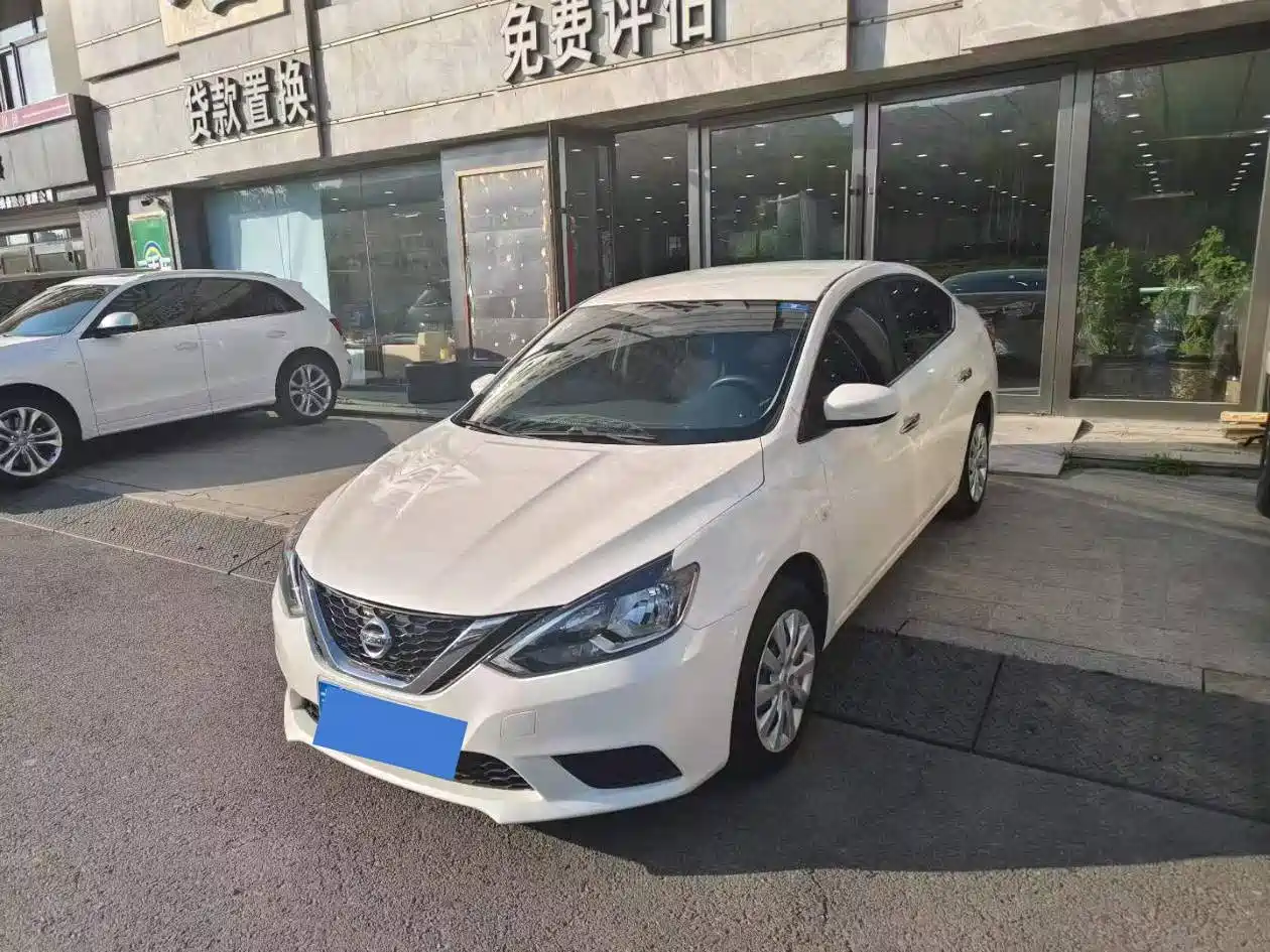 Фото 1 - Nissan Sylphy