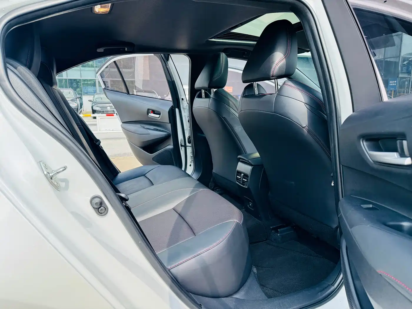 Toyota Levin 2021 185T CVT Sport Edition фото 8