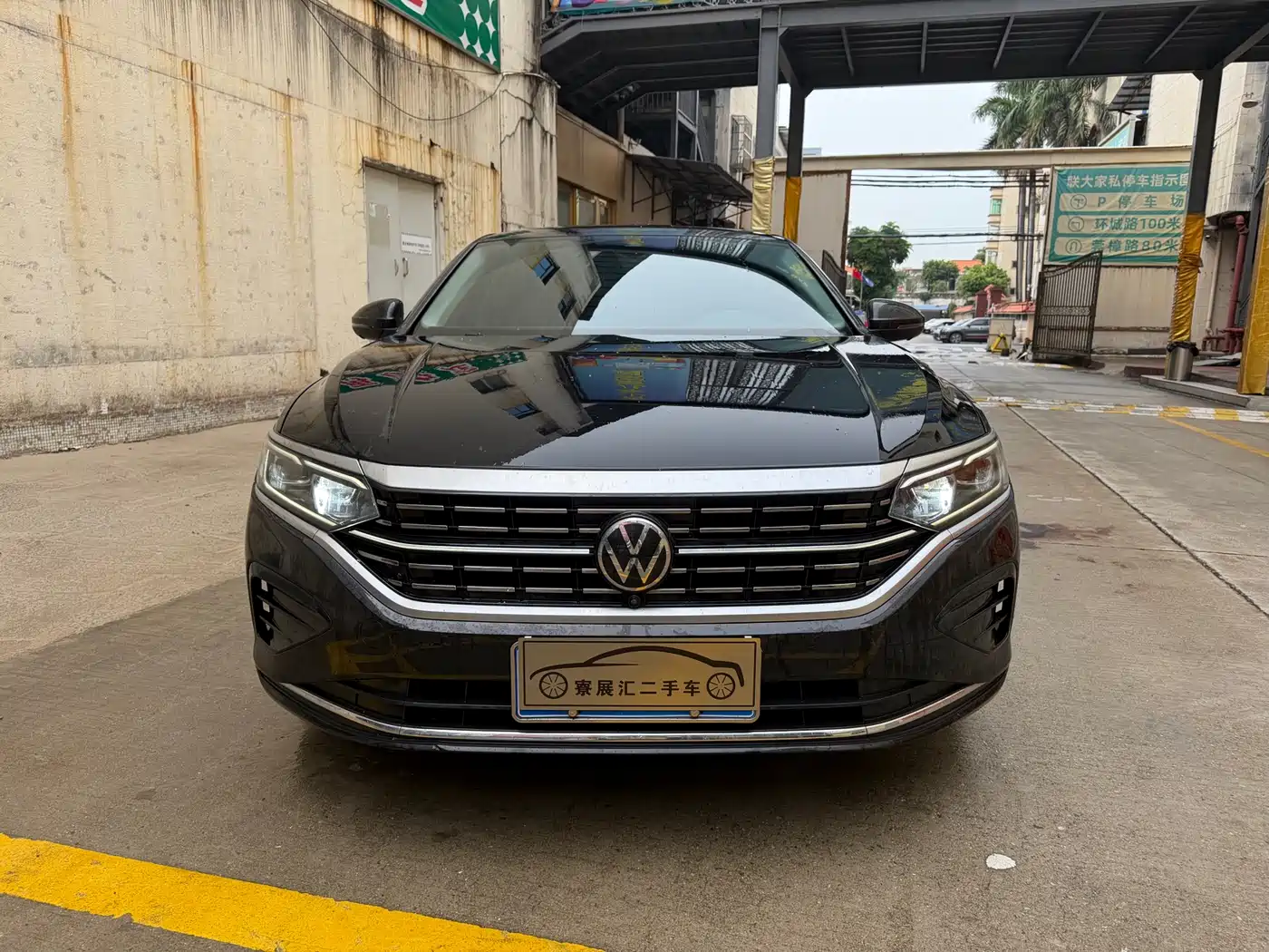 VOLKSWAGEN PASSAT