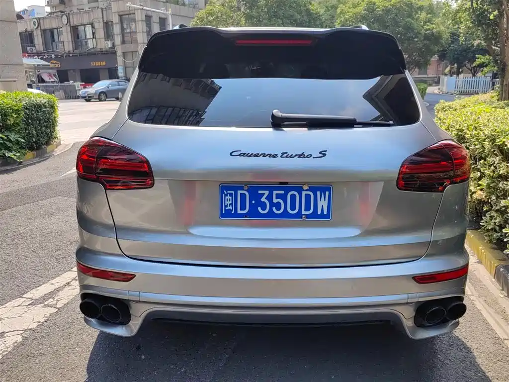 Porsche Cayenne 2013 Cayenne Turbo S 4.8T фото 21