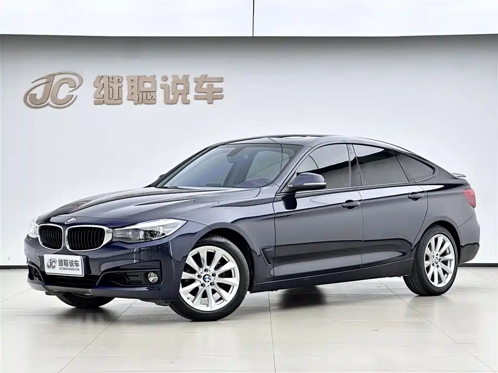 BMW 3 Series GT 2019 320i Fashion Model