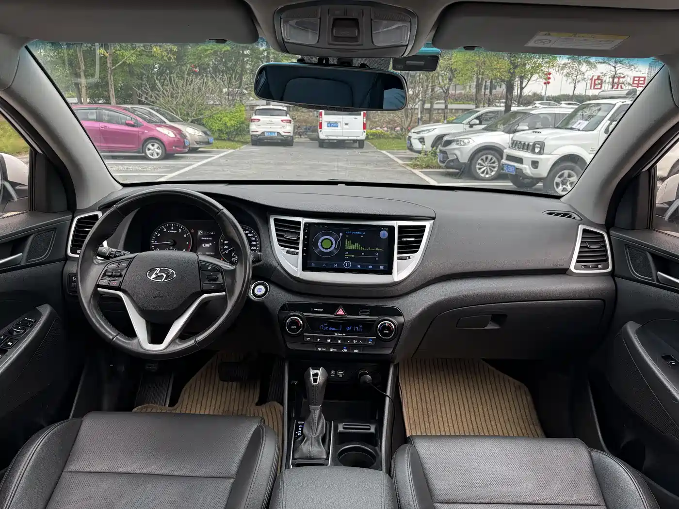 Hyundai Tucson 2015 1.6T Dual Clutch 2WD Smart фото 9