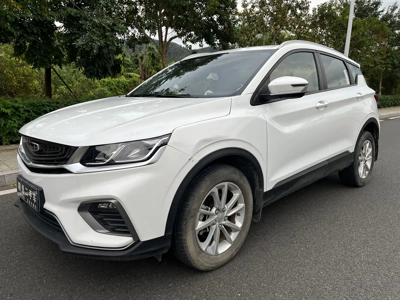 Фото 1 - Geely Coolray
