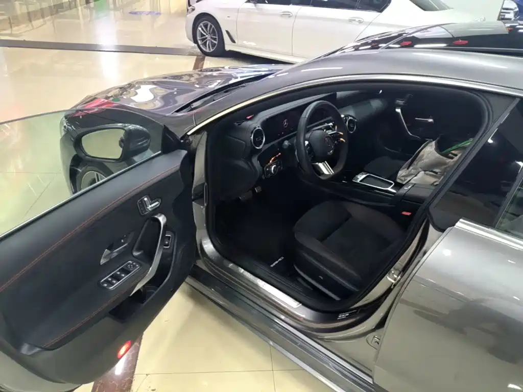 Фото 16 - Mercedes-Benz CLA (Import)