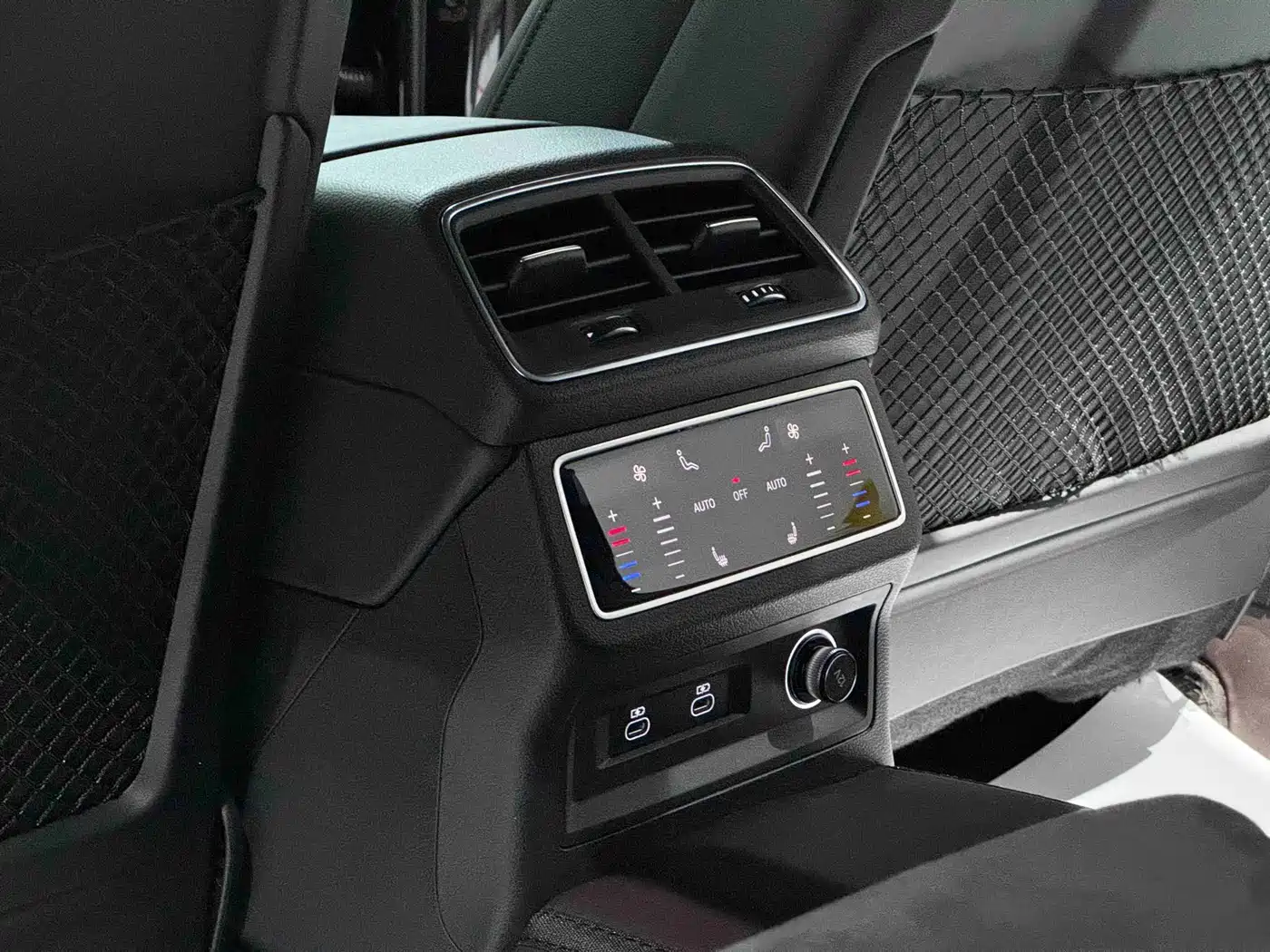 Audi A6L 2024 55 TFSI quattro Exclusive Dynamic фото 14