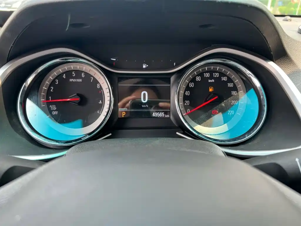 Chevrolet Volando 2023 2020 Mild Hybrid Redline 530T Automatic Premium Edition (5+2 seater)