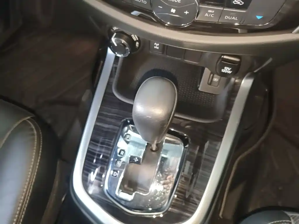 Nissan Terra 2019 2018 2.5L Automatic AWD Flagship