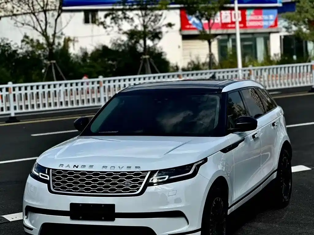 Фото 1 - Land Rover Range Rover Velar