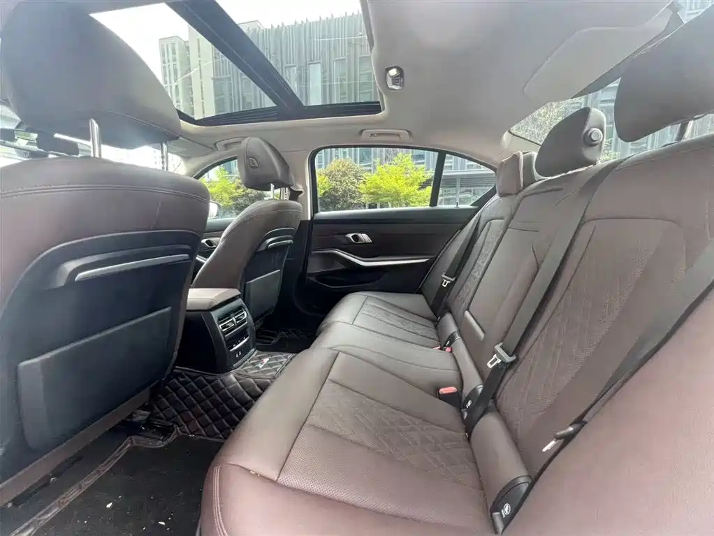 BMW 3 Series 2022 320Li M Sport Package фото 15