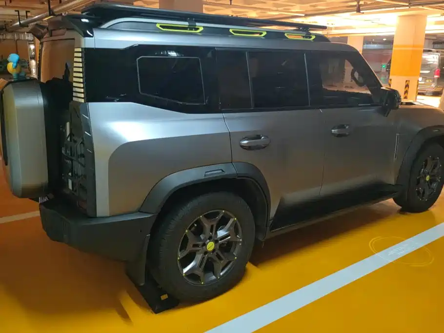 Photo 3 - Jetour Traveler