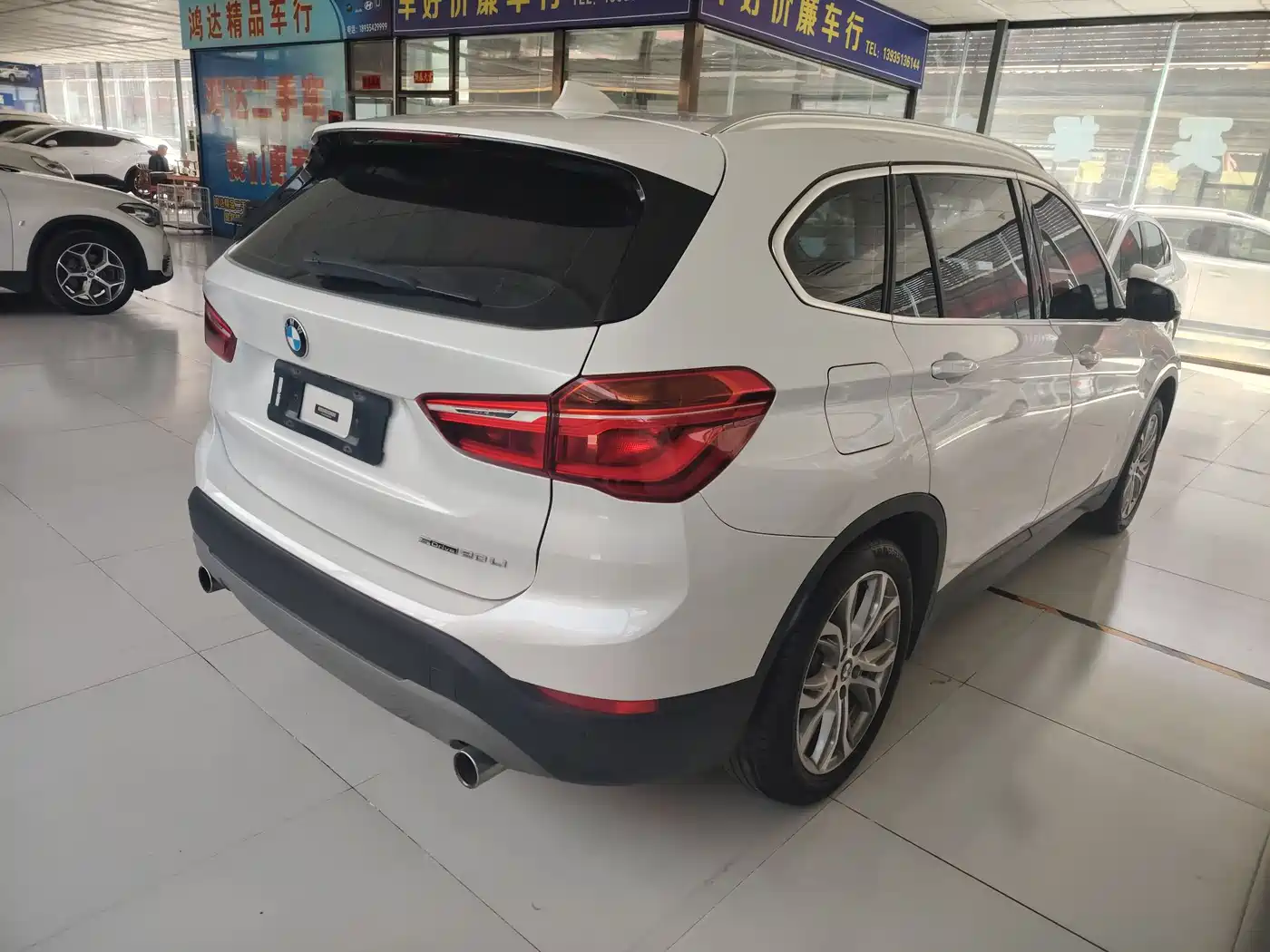 BMW X1 2019 sDrive20Li Leading Model фото 6