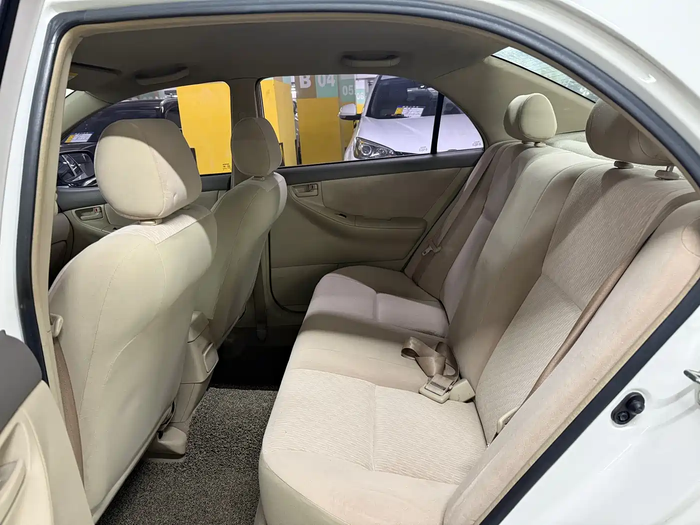 Toyota Corolla 2011 1.6L Automatic Classic Edition фото 6